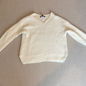 Simply Vera Wang White Sweater